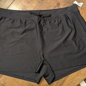 Old Navy Black Powersoft High-rise Go-dry Athletic Shorts